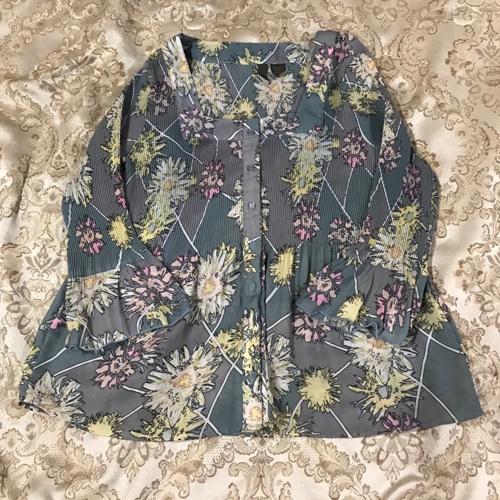 Sere Nade Women’s Long Sleeve Blouse